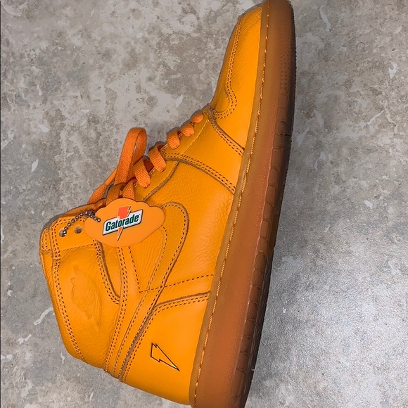 gatorade 6s on feet